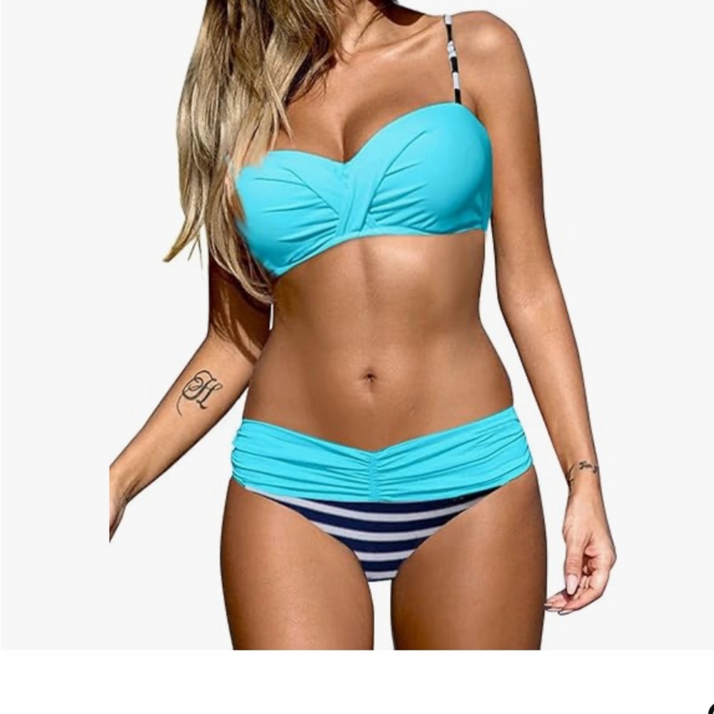 Bikini Set - Picture 5 of 6